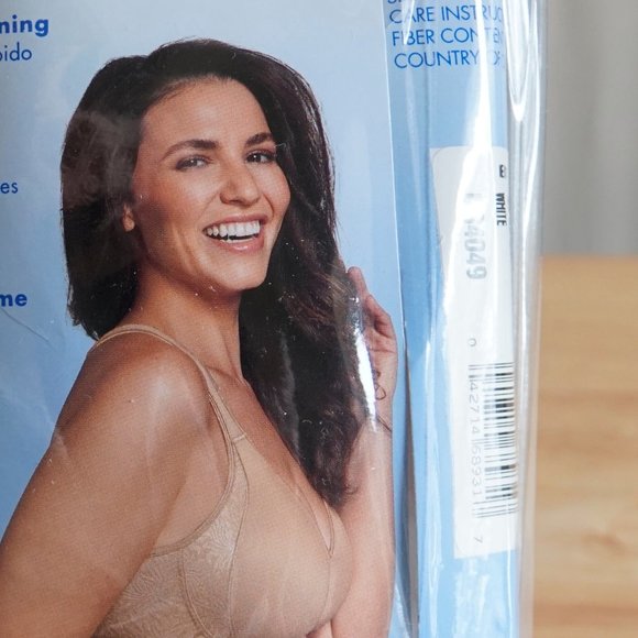 NIP Playtex White Bra Wireless 38B model 4049 - Picture 5 of 7